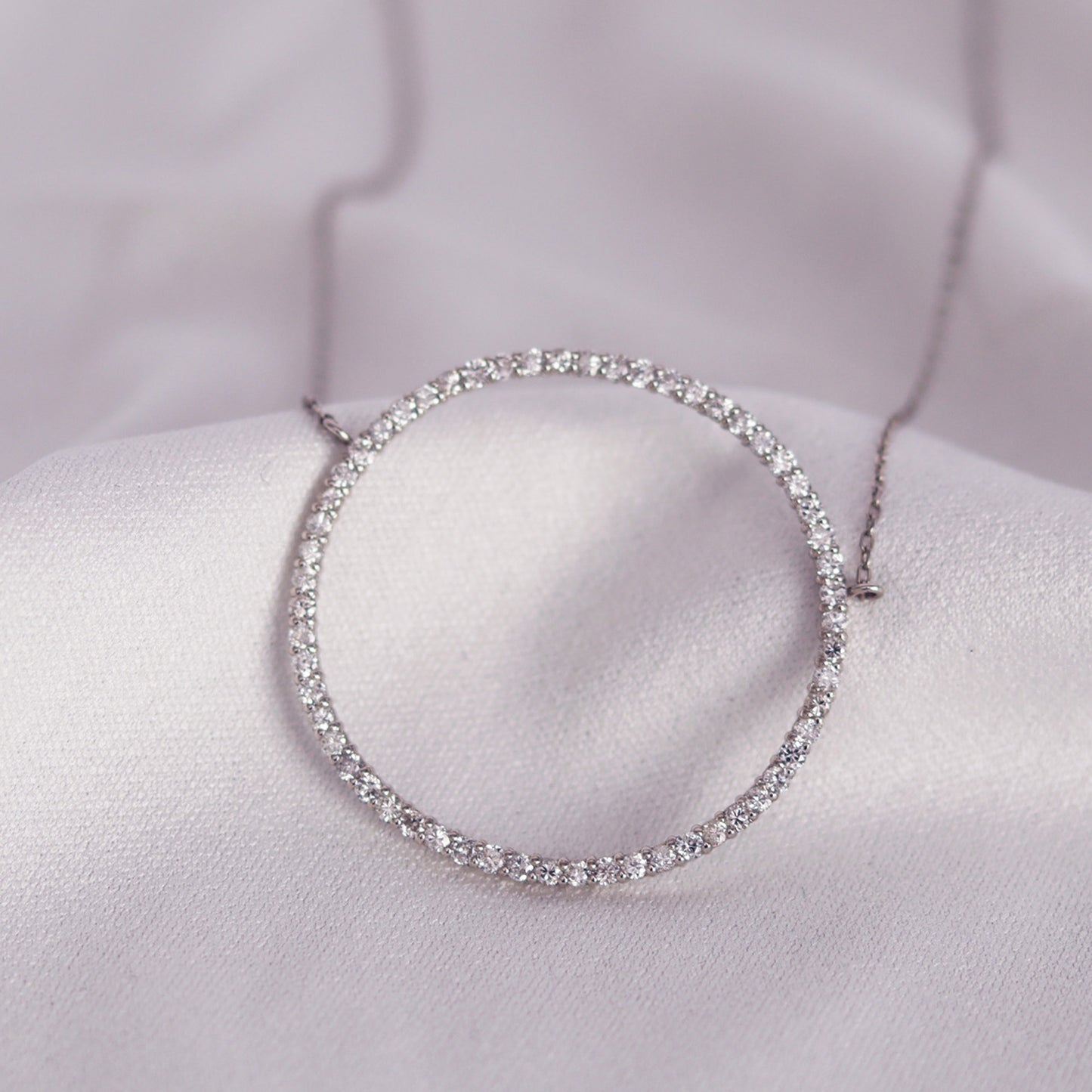 The Round Necklace